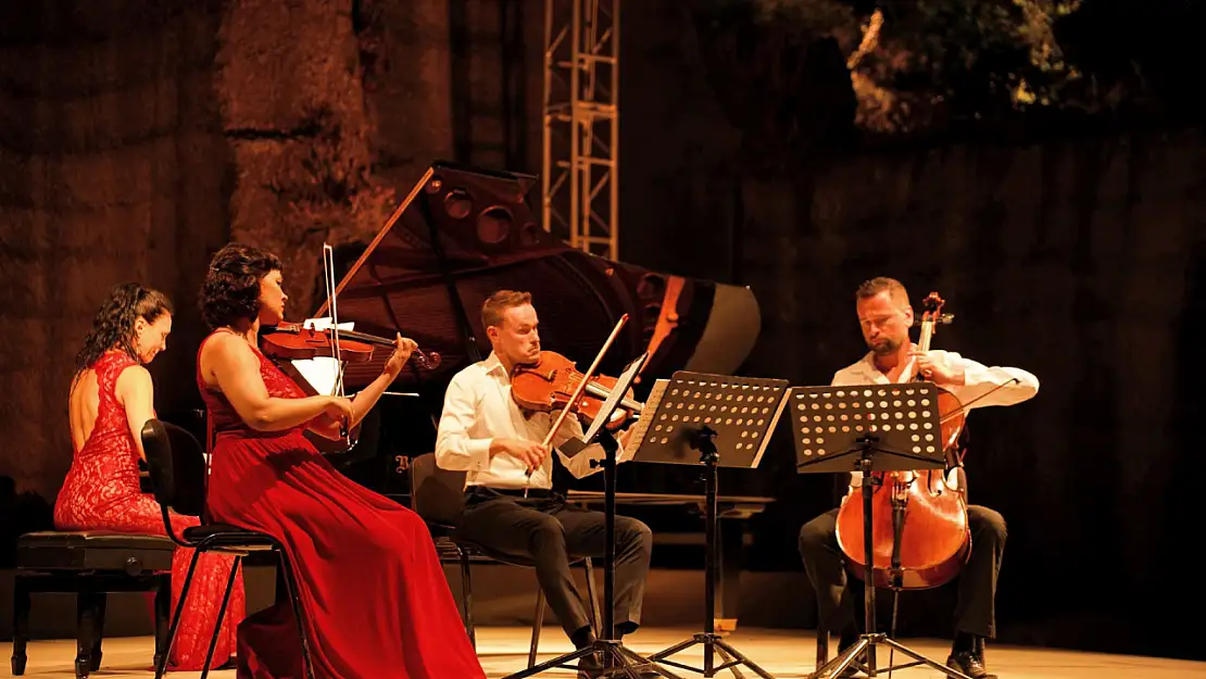 Metropolis Piano Quartet Festival Sahnesindeydi