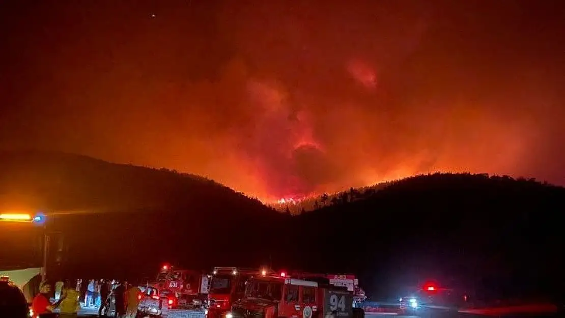 Milas'ta başlayan yangın Bodrum'a sıçradı