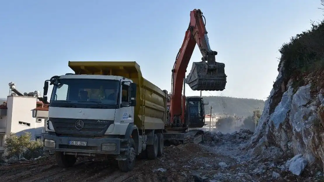 Milas'ta okul yollarında güvenlik artırılıyor