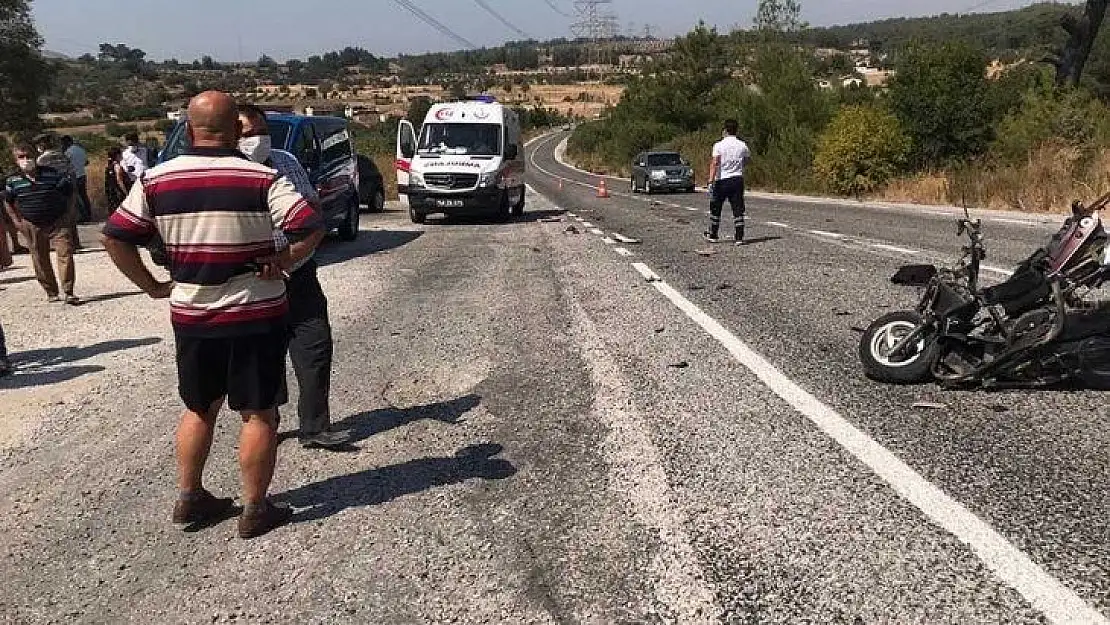 Motorsiklet ile otomobil çarpıştı 1 yaralı