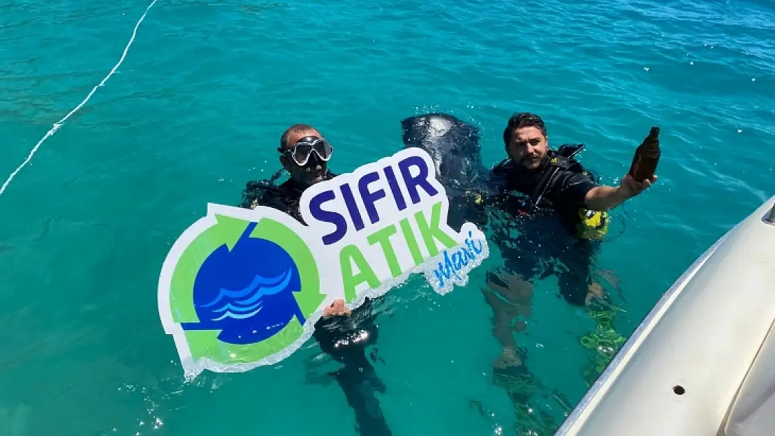 MUÇEV'den Ölüdeniz'de dip temizliği