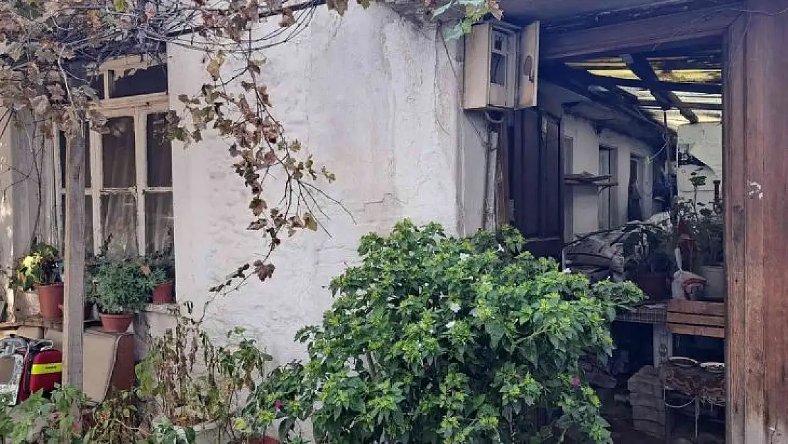 MUĞLA'DA 68 YAŞINDAKİ ŞAHIS EVİNDE ÖLÜ OLARAK BULUNDU