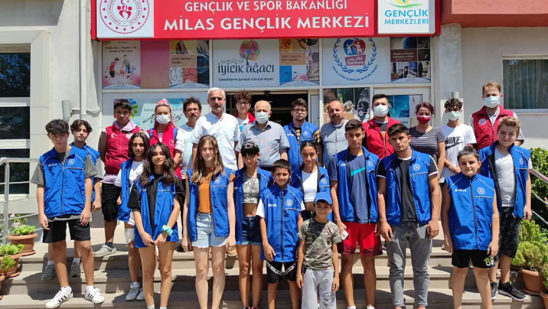 Muğla'da Gençlik Ve Spor İl Müdürlüğü Yurtları, Afetzede Vatandaşların Ve Yangın İçin Gelen Görevlilerin Evi Oldu