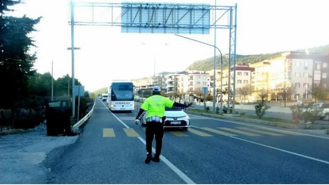 Muğla'da otobüslerde kemer denetimi