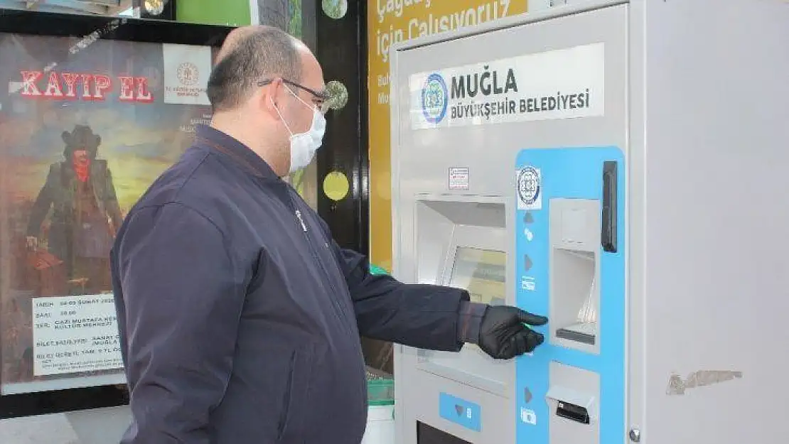 Muğla'da toplu taşımada maskeli dönem başladı