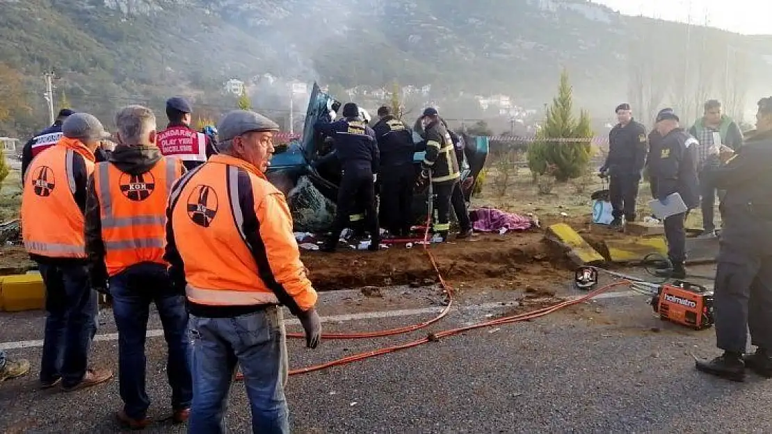 Muğla'da trafik kazası: 2 ölü, 1 yaralı