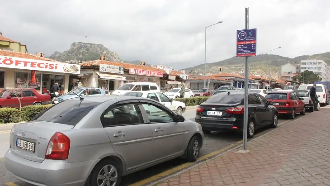 Muğla'da yol üstü ücretli park uygulaması başladı