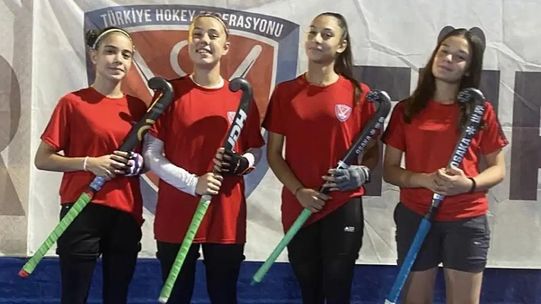 Muğla'dan 4 sporcu Hokey Milli Takımı'na seçildi