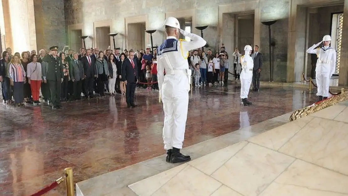 Muğla'nın mali müşavirler Atatürk'ün huzurunda