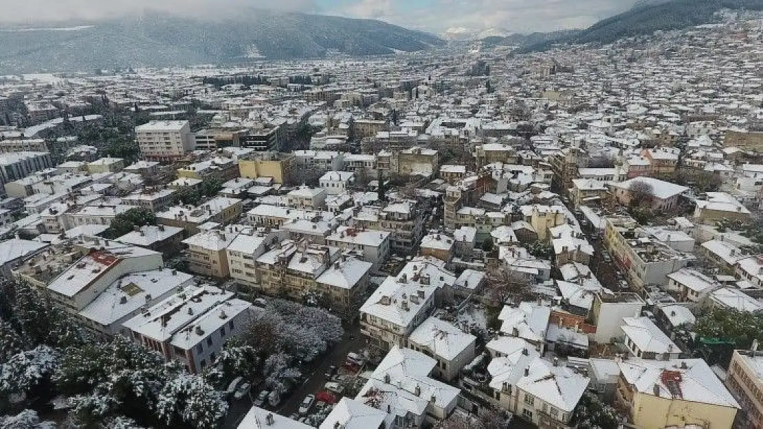 Muğla'nın tarihi evleri beyaz gelinlik giydi