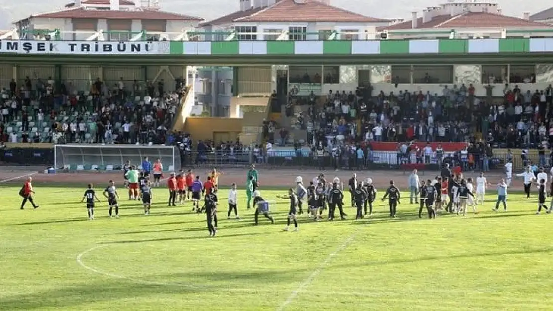 MUĞLASPOR, BAL LİGİNDE KALDI