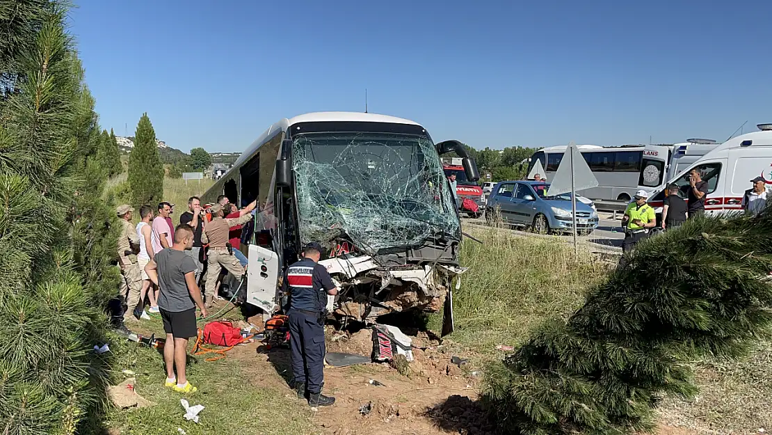 Otobüs kazasında yaralı sayısı 41'e yükseldi