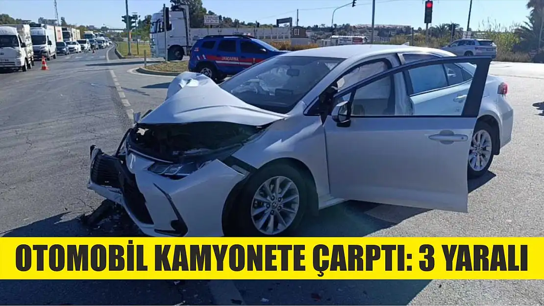 Otomobil kamyonete çarptı: 3 yaralı