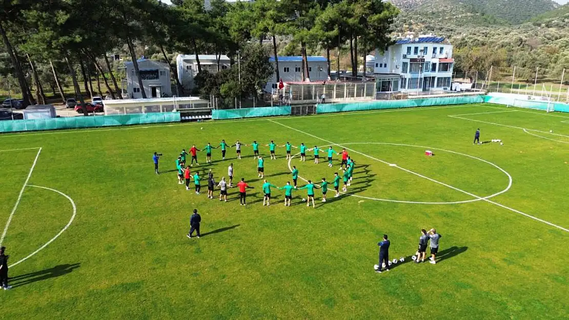 Özdamar, 'Bu maç kendimizi gösterme adına bizim için şans'