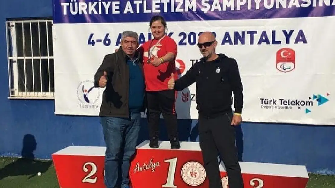 ÖZEL SPORCU TÜRKİYE ŞAMPİYONU OLDU