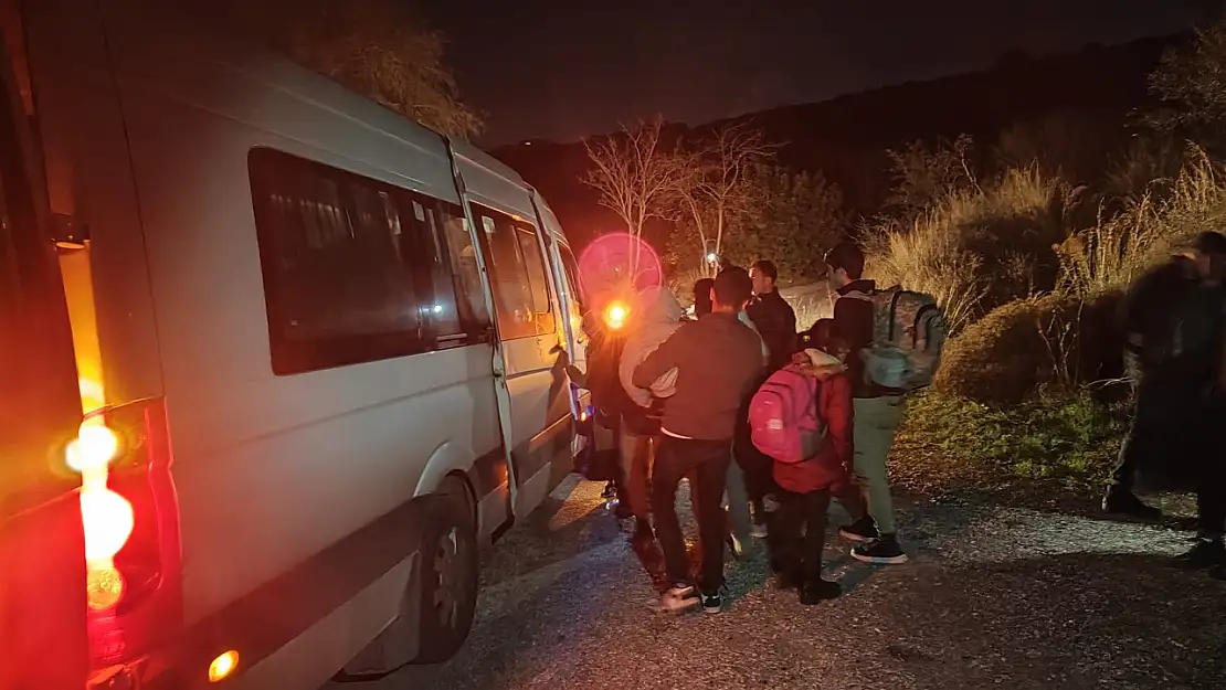 Sahil Güvenlik ekiplerince göçmenler yakalandı