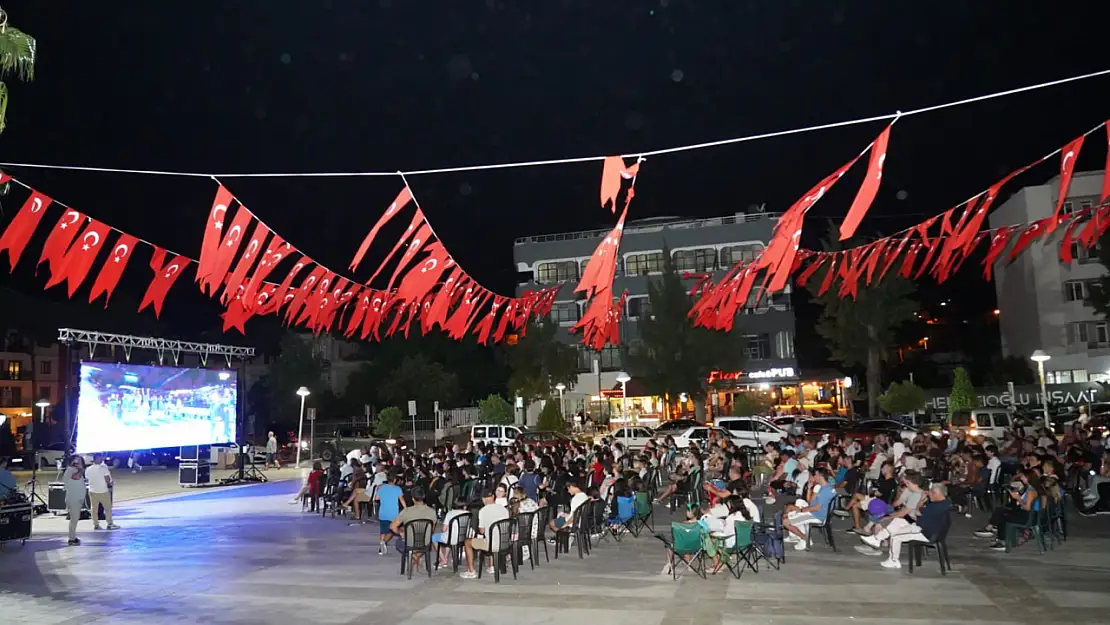 Şampiyonluk Coşkusu Atapark'ta Yaşandı