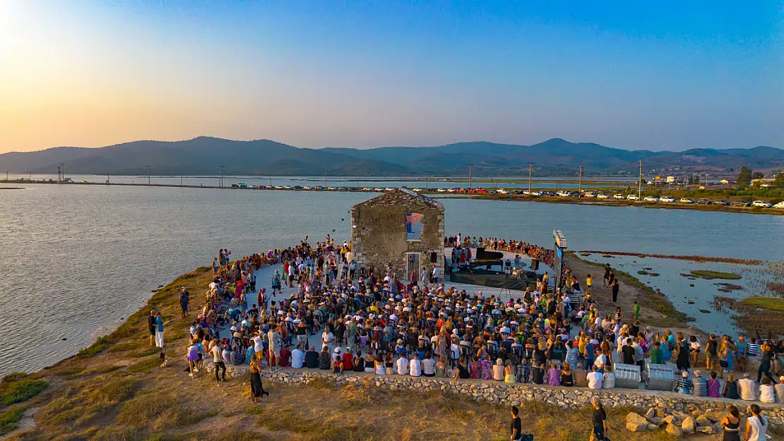 Sanat ve Turizm Festivali'nin ilk günü çoşkuyla geçti