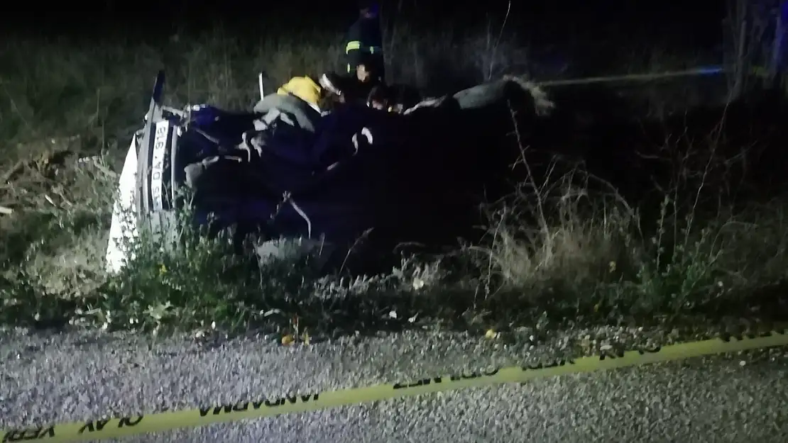 Şarampole Yuvarlanan Otomobildeki Üniversite Öğrencisi Hayatını Kaybetti