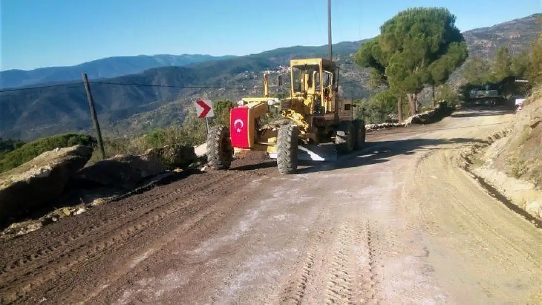 Sarıkaya'da yol bakım çalışmaları tamamlandı