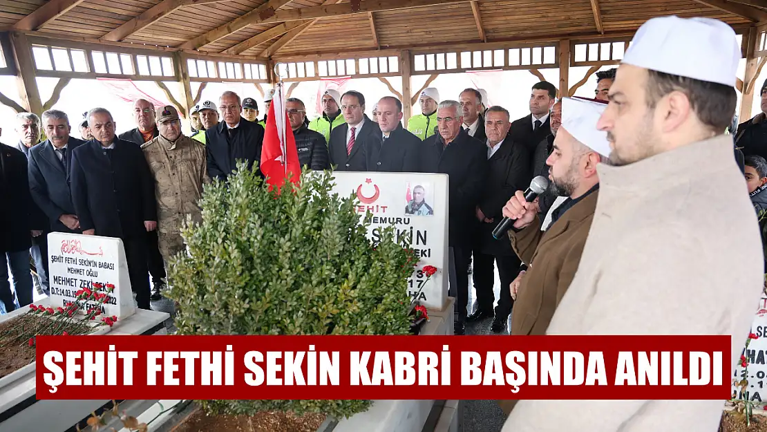 Şehit Fethi Sekin kabri başında anıldı