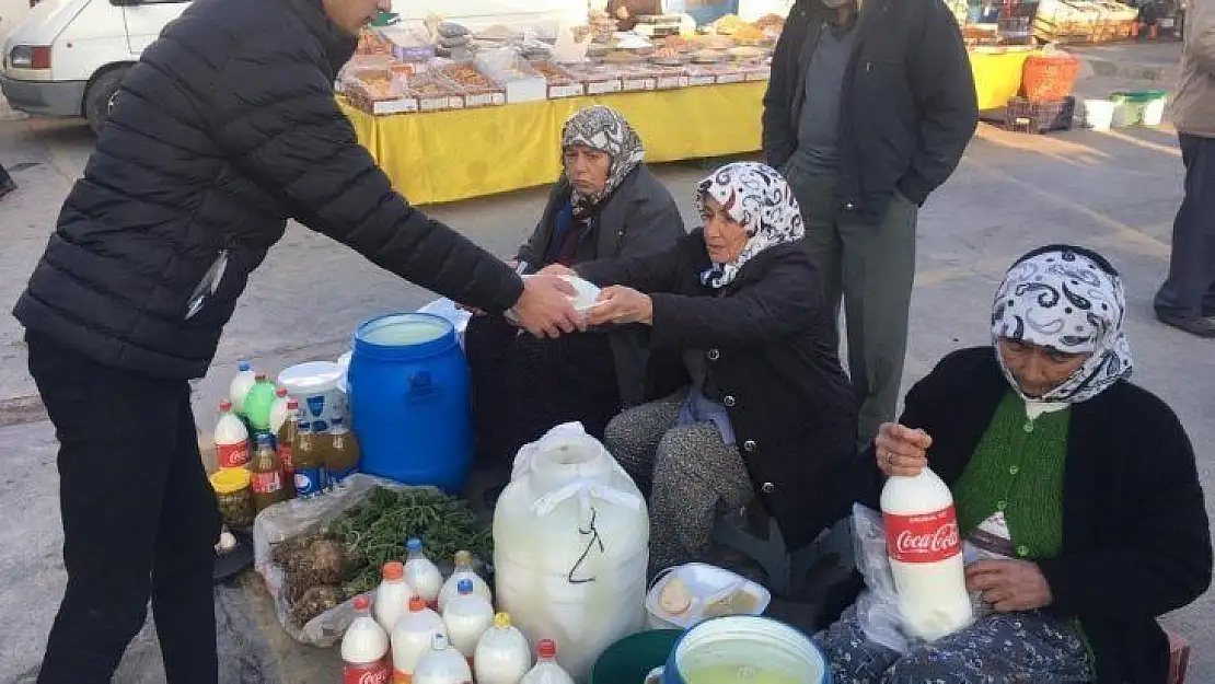 Şehitler ruhuna pazar esnafına çorba ikramı