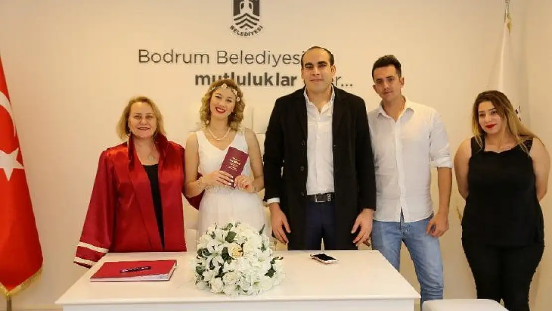 Sevgililer Günü'nde Bodrum'da nikah yoğunluğu