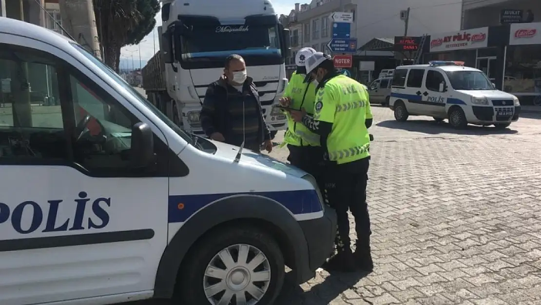 Seydikemer'de kısıtlamaya uymayanlara ceza yağdı