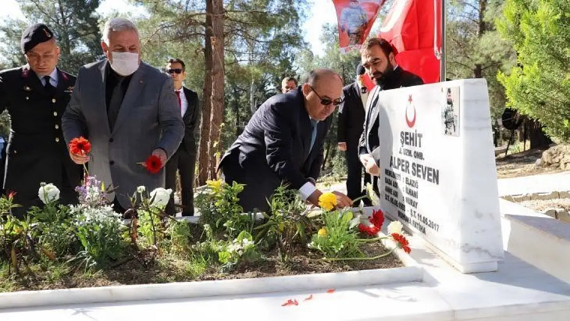 Seydikemer'de Çanakkale Şehitleri Anıldı