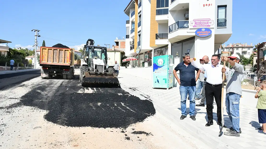 Sıcak Asfalt Çalışmaları Sürüyor