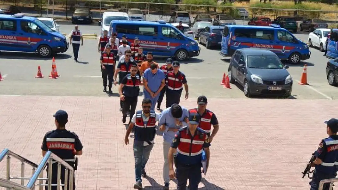 Silahla vurduktan sonra cesedi yakıp asitle eritmeye çalışmışlar