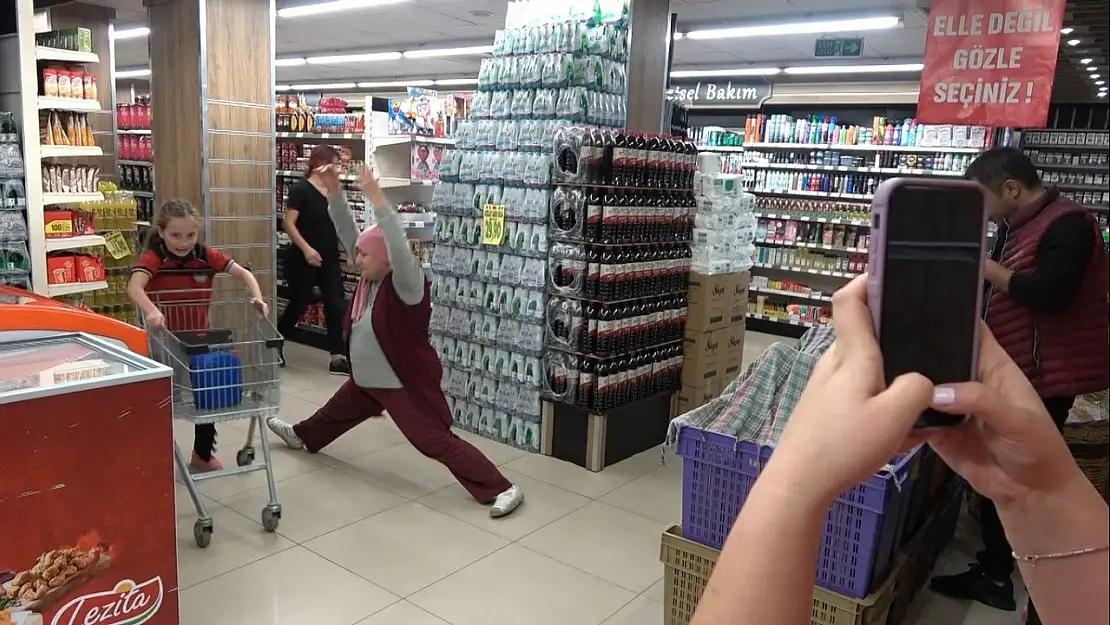 Sosyal Medya Fenomeni Nimet Hoca, bomba gibi döndü