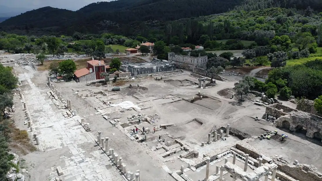 Stratonikeia'nın gizemli meydanının sırrı çözülüyor