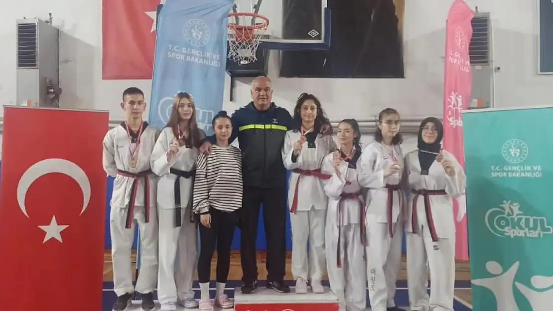 Taekwondo'da Köyceğiz'in gururu oldular