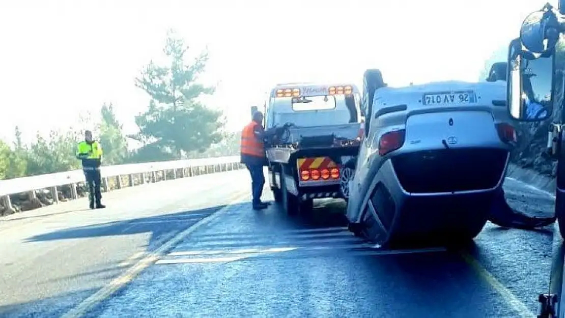 Takla atan araçtan burunları bile kanamadan çıktılar