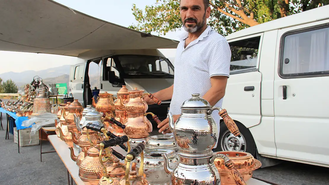 Teknolojiye Direnen Bakırcılar, Mesleklerini Sürdürmeye Çalışıyor