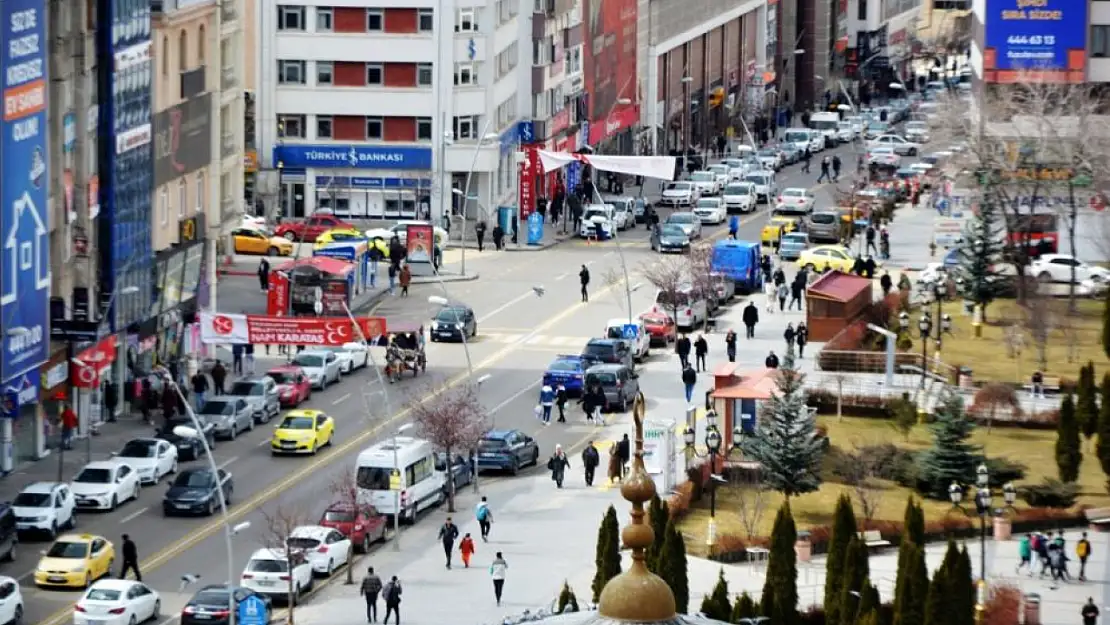 Temmuz'u da lider kapattı