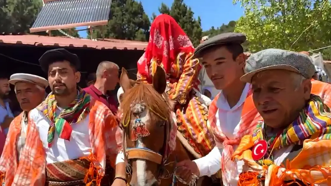 'Temsili gelin alma' gerçekleşti