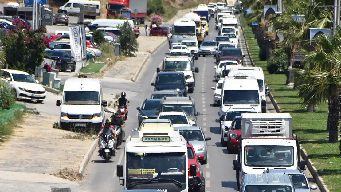 Trafik Bayrama 5 Gün Kala Kilitlendi