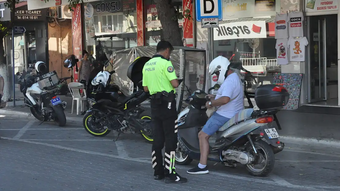 Trafik denetimleri sürüyor