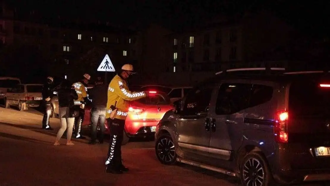 Trafik ekiplerinden alkol uygulaması