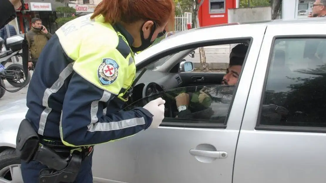 Trafik Ekiplerinden Çarşı İçi Denetimi