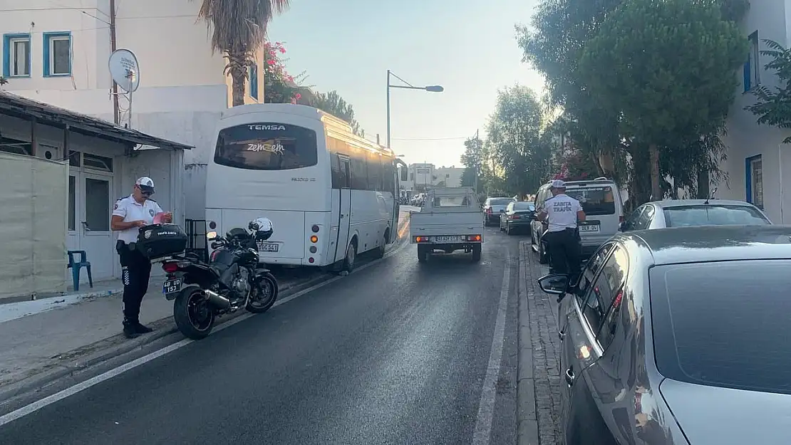 Trafik Zabıta Ekipleri Denetimlerini Sürdürüyor