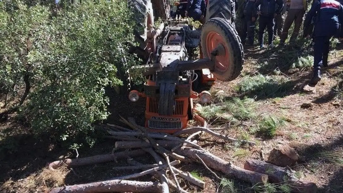 Traktör altında kalarak yaşamını yitirdi