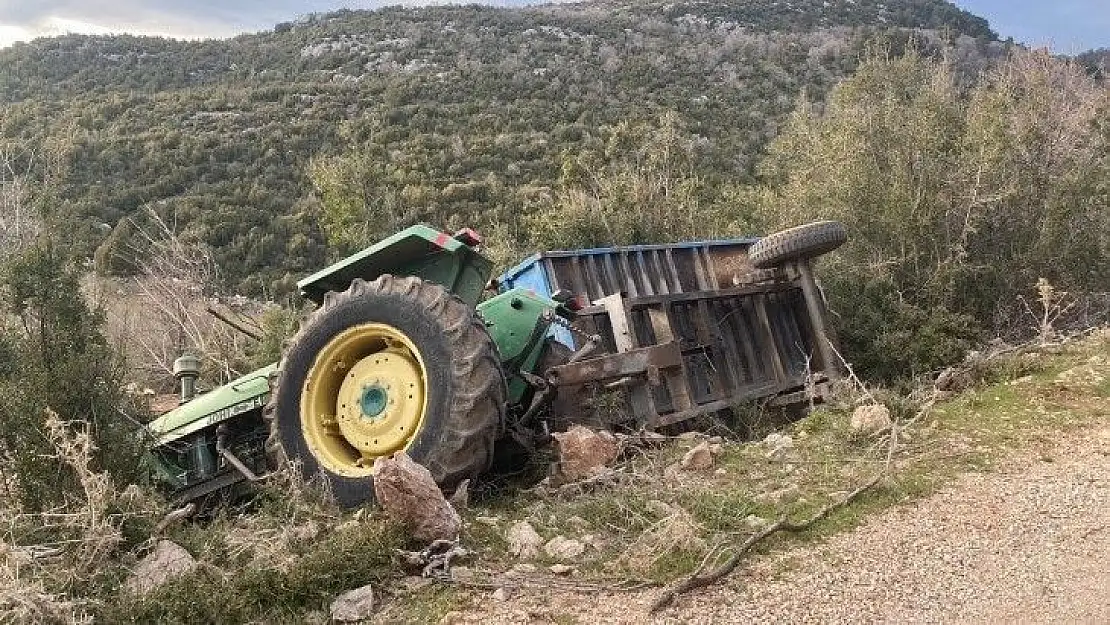 Traktörün el frenini  çekmeyi unutunca, sonu oldu