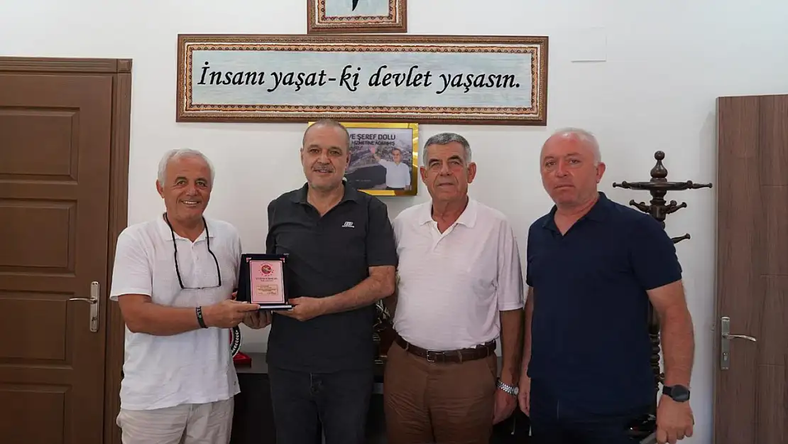 Türk Hava Kurumu'ndan Başkan Uzundemir'e Teşekkür