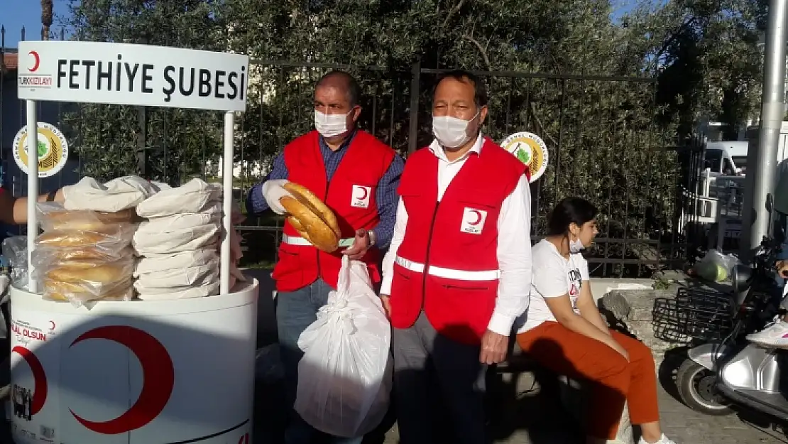 Türk Kızılay Fethiye Şubesi etkinliklerini sürdürüyor