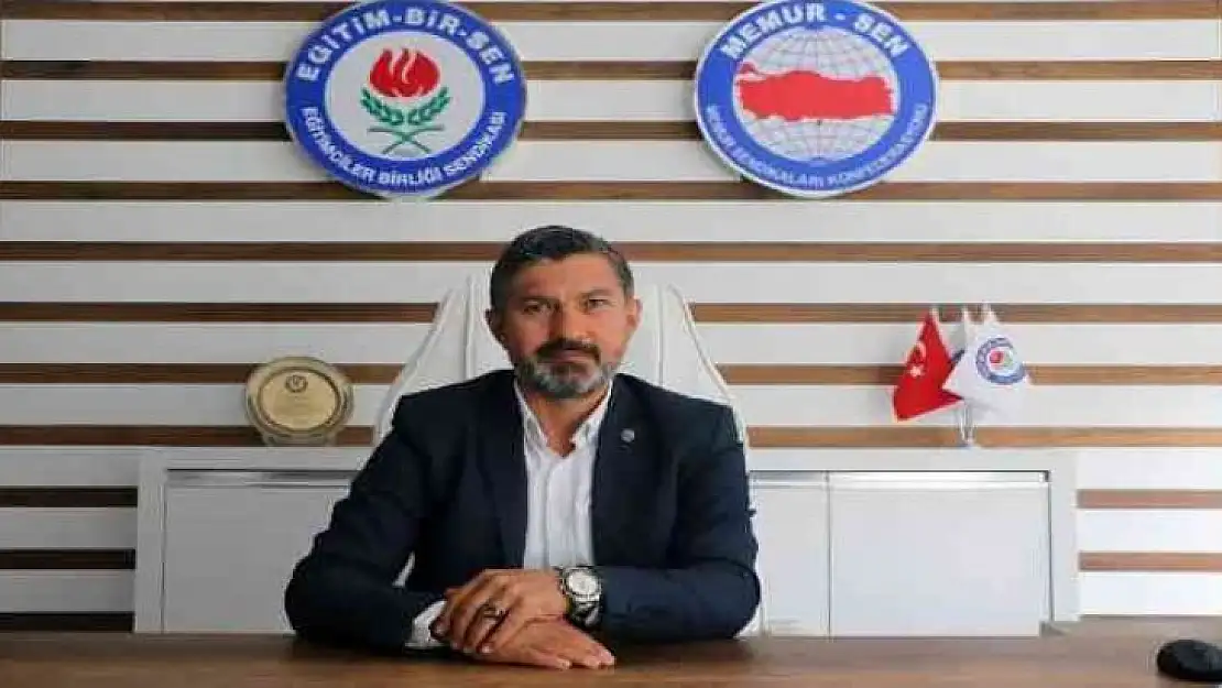 UÇAK: 'NESİLLER DEĞİŞİR, ÖĞRETMENİN ÖNEMİ DEĞİŞMEZ'