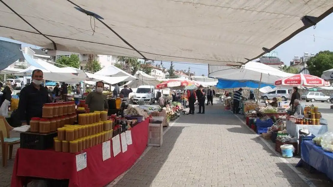 Üretici pazarı Çarşamba günü kuruldu