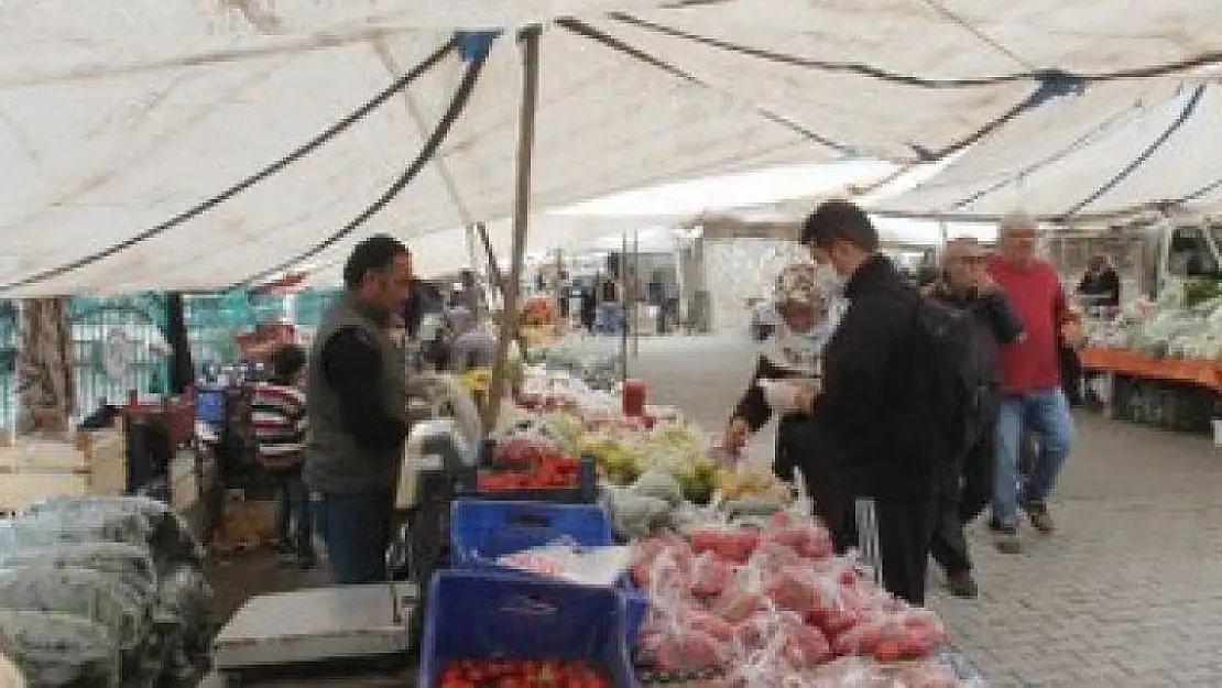 Üretici pazarı sakin geçti 